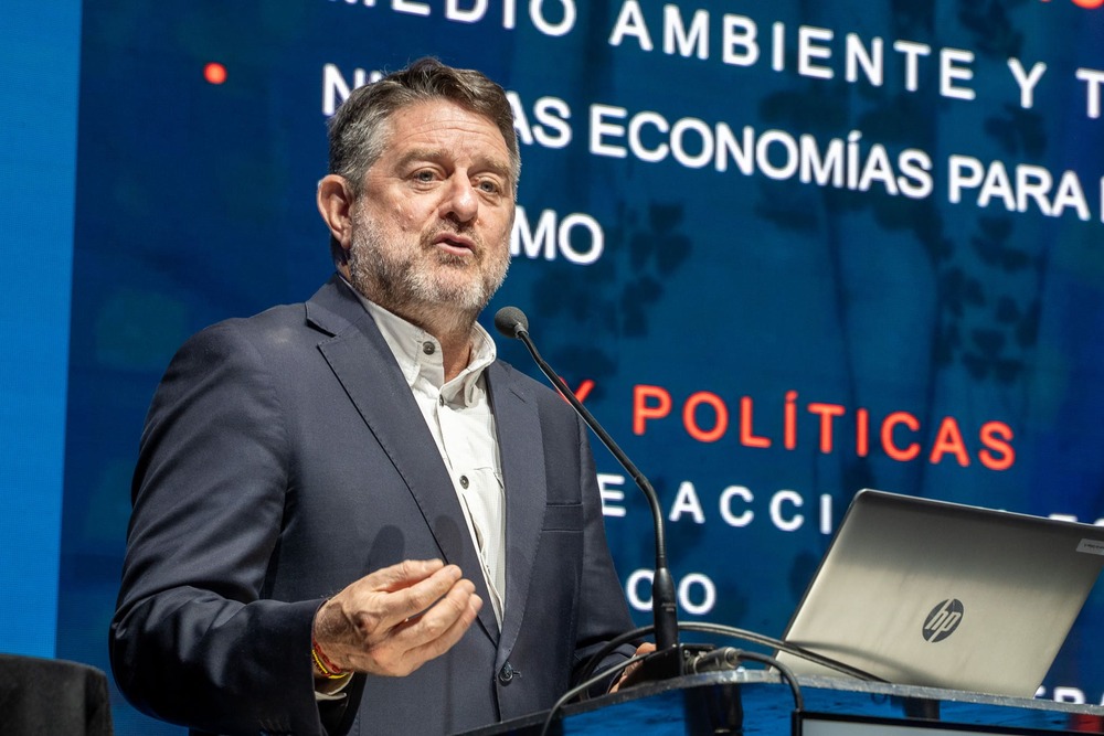 Claudio Orrego, gobernador de Santiago.